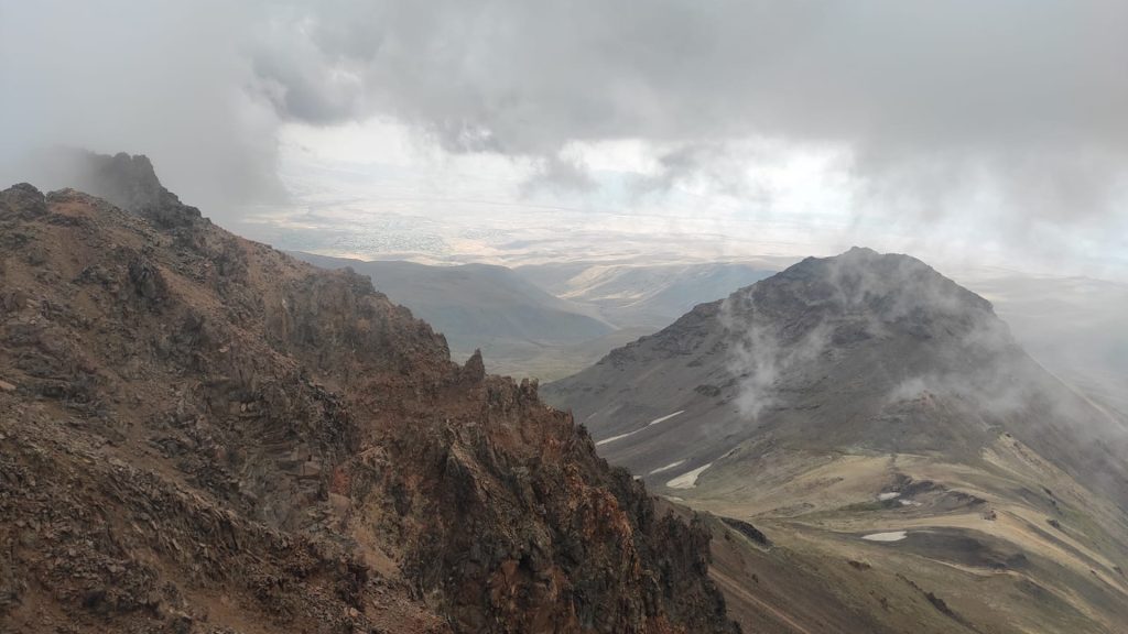 Caminata Por Monte Armenia